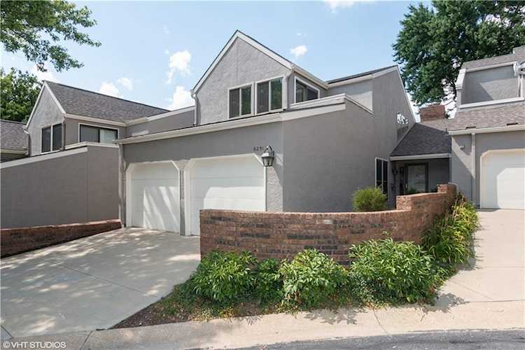 6251 Rosewood St Mission, KS 66205