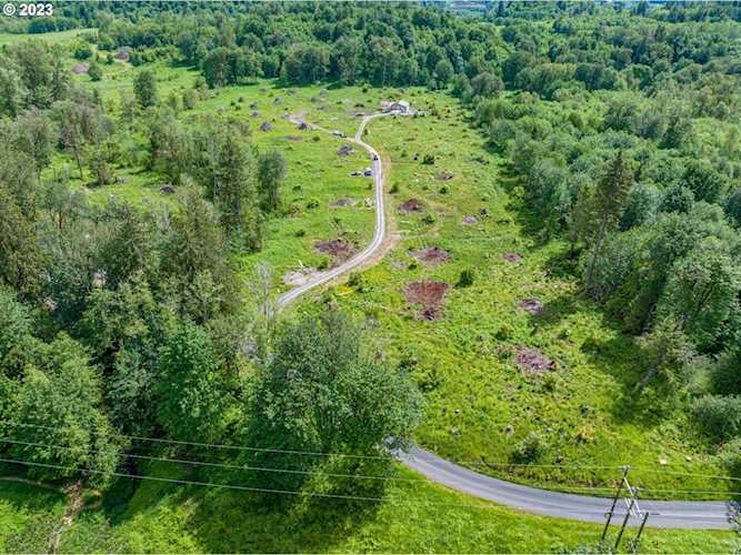416 Young RD Mossyrock, WA 98564