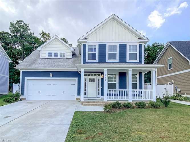 136 Brookside Ln Suffolk, VA 23434