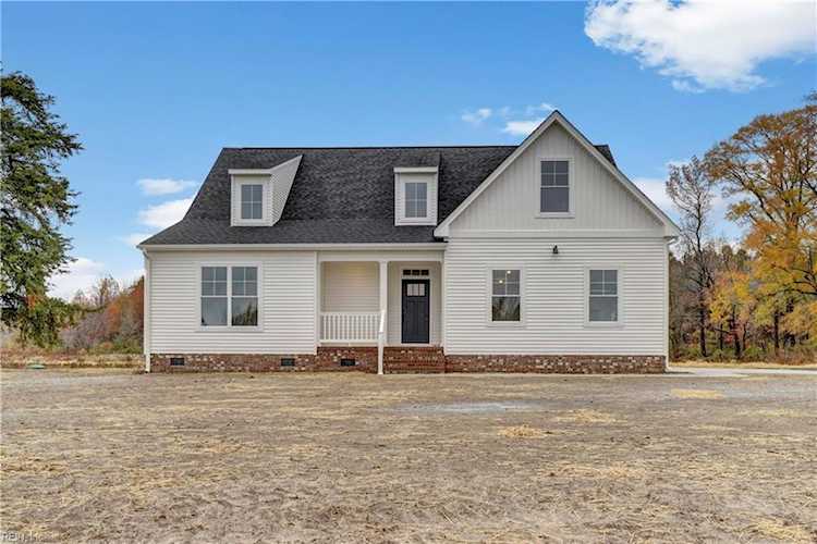680 Longstreet Ln Suffolk, VA 23437