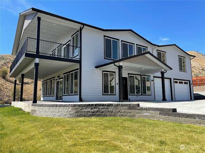 9971 Saska Way Entiat, WA 98822