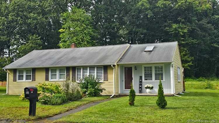 172 Mountain View Rd Southington, CT 06489