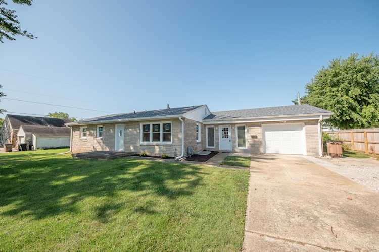 3414 Rost Dr Columbus, IN 47203