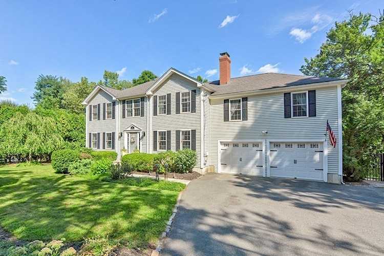 28 Beaver St Milford, MA 01757
