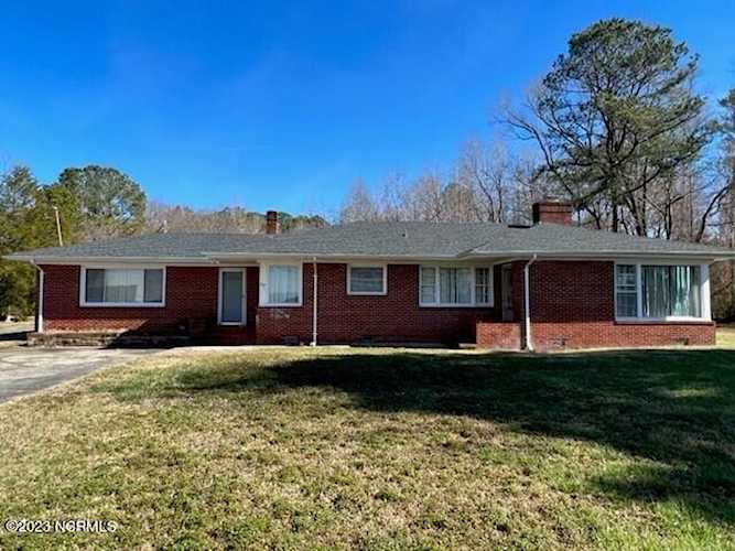 907 Main St Gatesville, NC 27938
