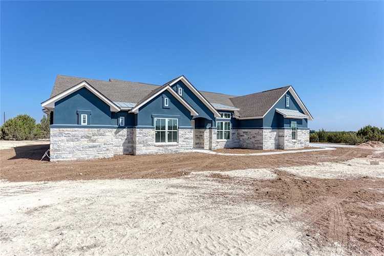 134 Whispering Wind RD Bertram, TX 78605