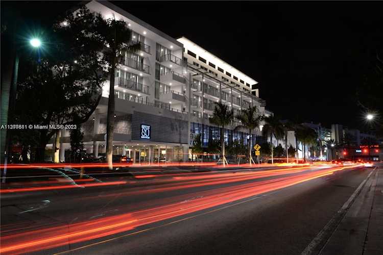 6080 Collins Ave #316 Miami Beach, FL 33140