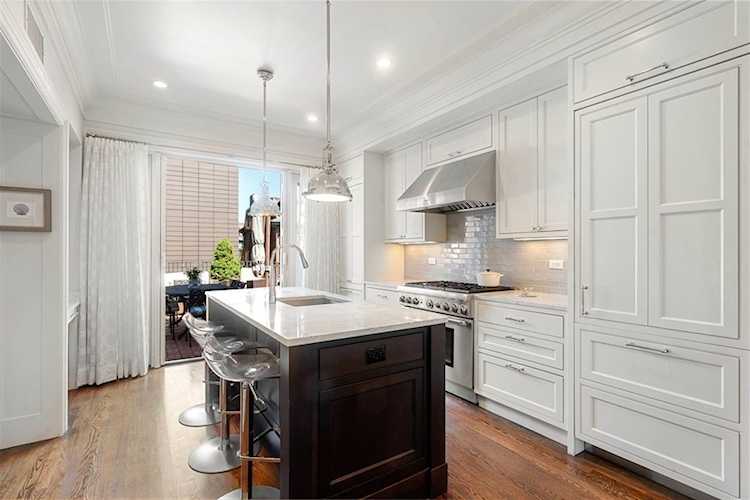 652 Massachusetts Ave #PH Boston, MA 02118