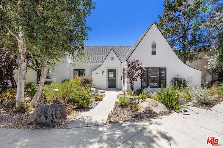 3440 Troy Dr Los Angeles, CA 90068