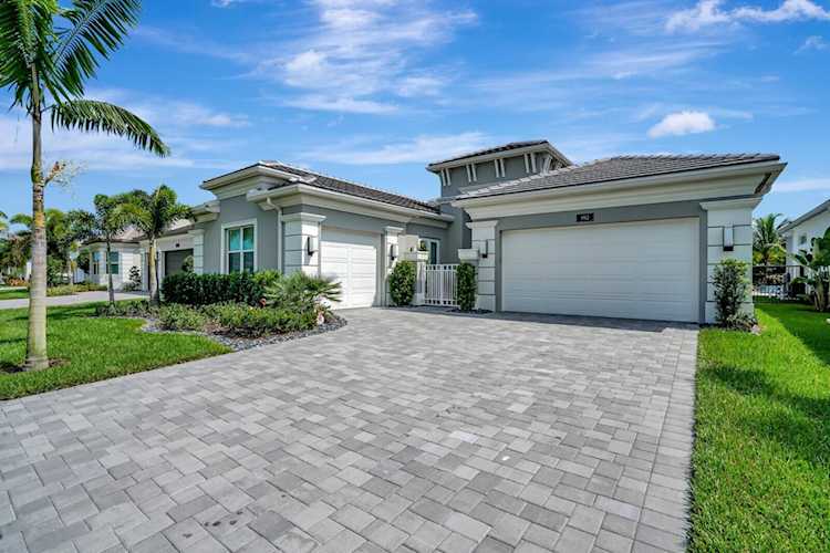 9912 Pecorino Isle Boynton Beach, FL 33473