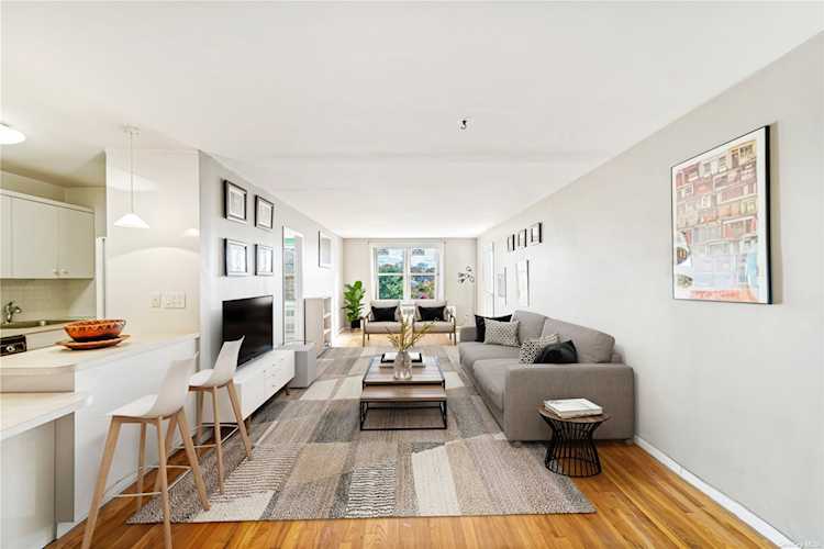241-20 Northern Blvd Blvd #6B Douglaston, NY 11362