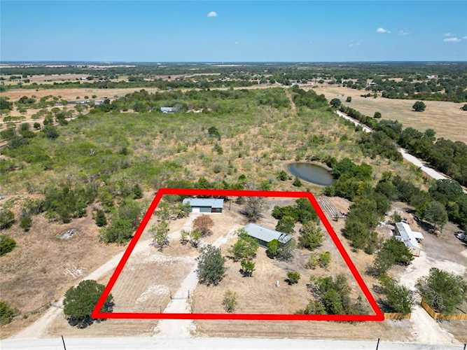 762 Brite RD Lockhart, TX 78644