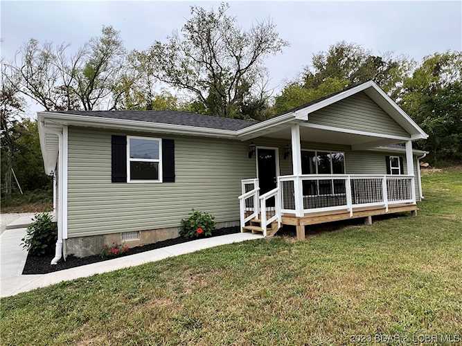326 State Rd W Macks Creek, MO 65786