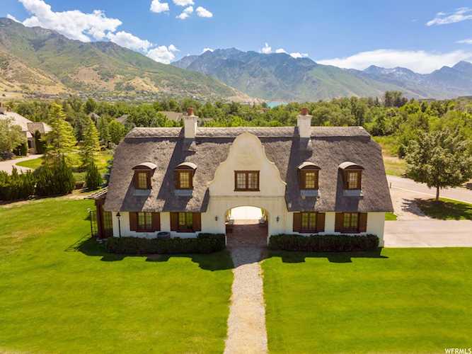 2621 E Providence Ct Holladay, UT 84121