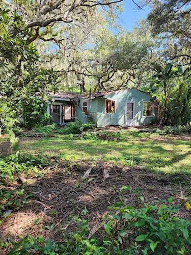 132 Terrace Rd Tarpon Springs, FL 34689