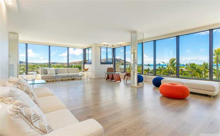 250 Kawaihae Street #3A Honolulu, HI 96825