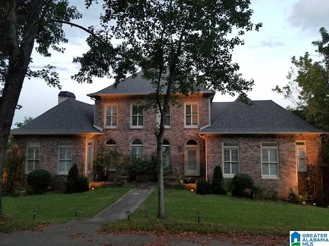 349 Vesclub Drive Vestavia Hills, AL 35216