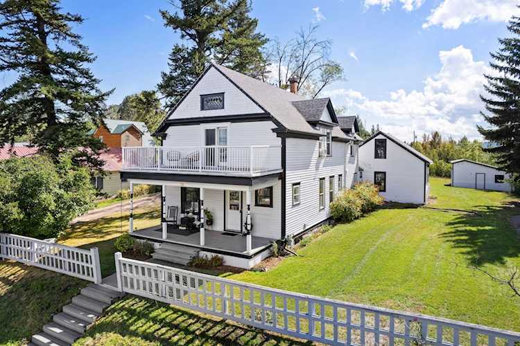 20 Somers Rd Somers, MT 59932
