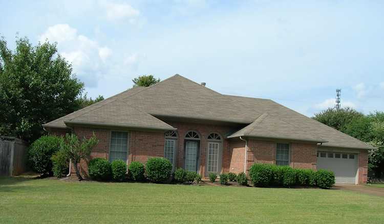 8668 E Sandy Hill Cv Memphis, TN 38018