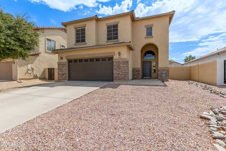815 W Vineyard Plains Drive San Tan Valley, AZ 85143