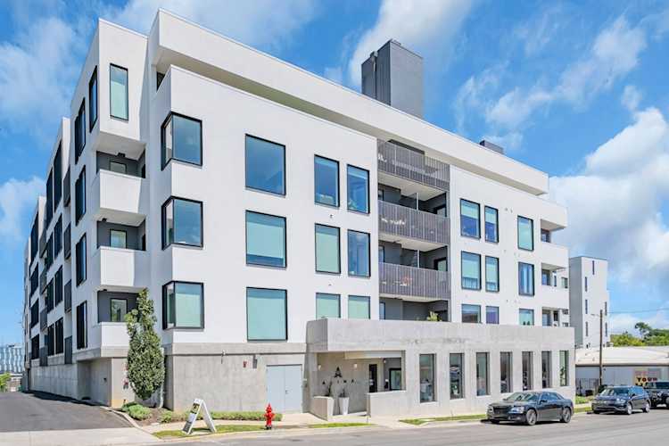 806 Olympic St #202 Nashville, TN 37203