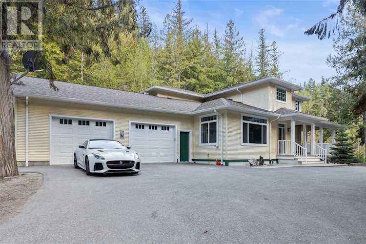 491 Philpott Road Kelowna, BC V1P1J6