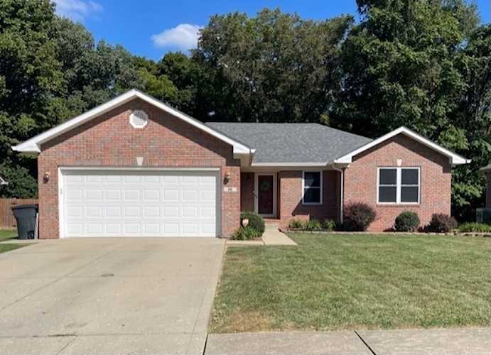 881 Lincoln Heights Dr Martinsville, IN 46151