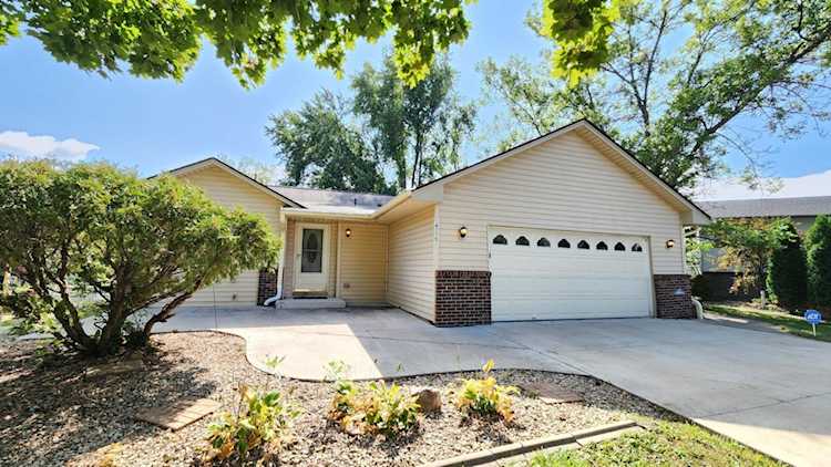 14775 80th Avenue N Maple Grove, MN 55311
