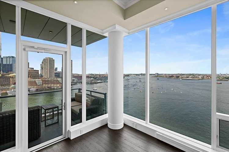 22 Liberty Drive #PH1D Boston, MA 02210