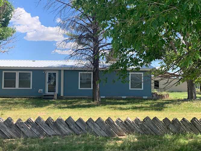 69 Irving Dr Estancia, NM 87016