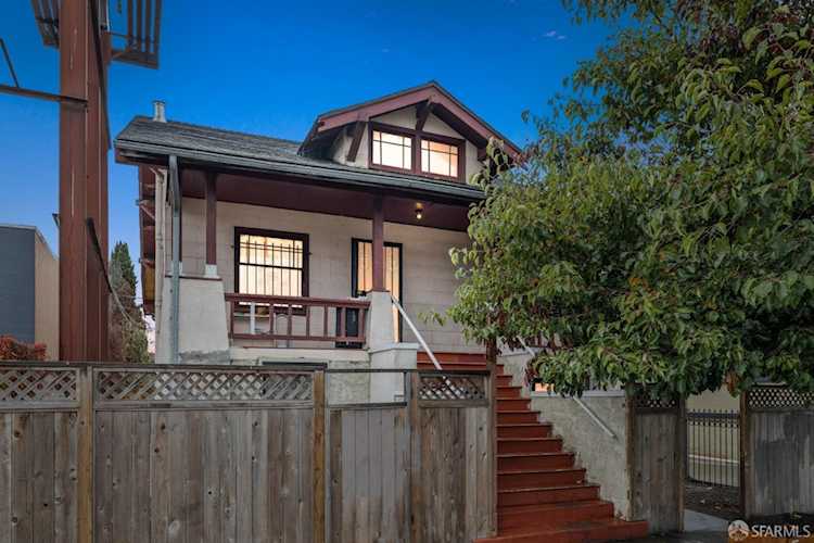 939 W Macarthur Boulevard Oakland, CA 94608