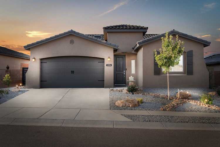 1336 Valle Vista Ct NW Los Lunas, NM 87031
