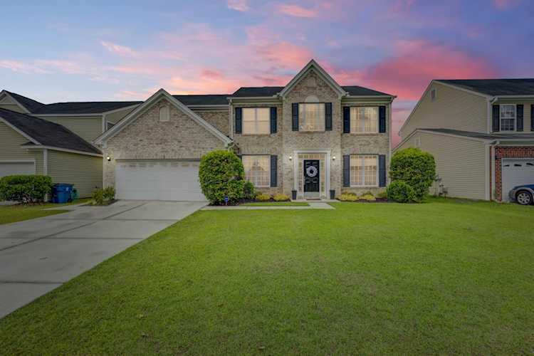 3333 Middlesboro Avenue Summerville, SC 29485
