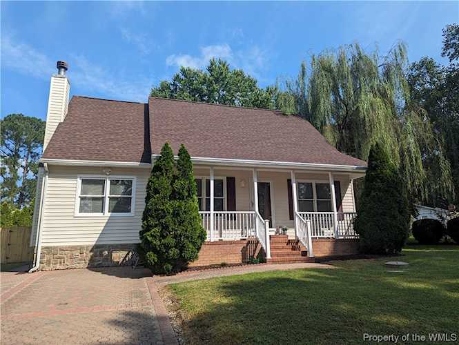112 Wilson Circle Williamsburg, VA 23188
