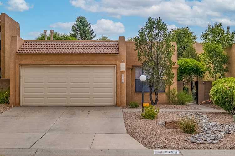 2129 Globe Willow Ave NE Albuquerque, NM 87122