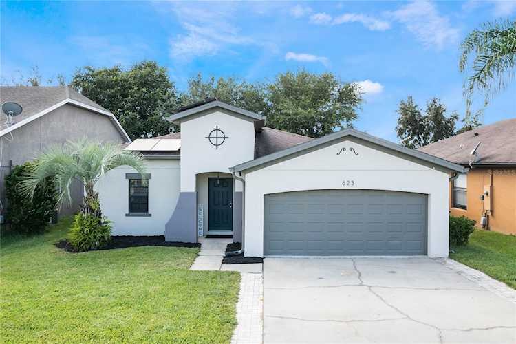 623 Woods Landing Dr Minneola, FL 34715