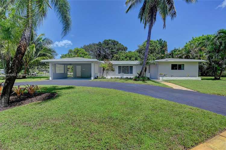 600 Oleander Dr Plantation, FL 33317