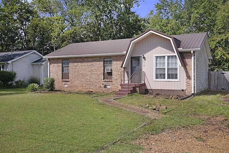 312 Blade St Gallatin, TN 37066
