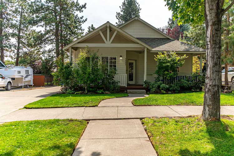 1557 NW Albany Ave Bend, OR 97703