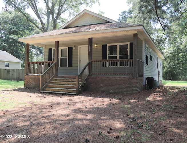 232 Wedgewood Dr Moyock, NC 27958