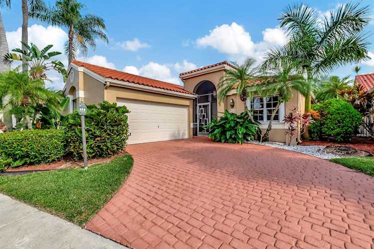 8051 Nadmar Avenue Boca Raton, FL 33434
