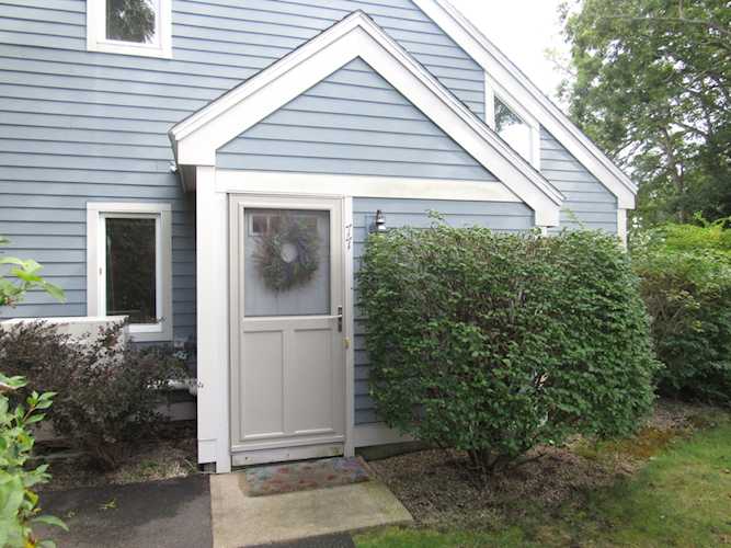 77 Trevor Lane Brewster, MA 02631