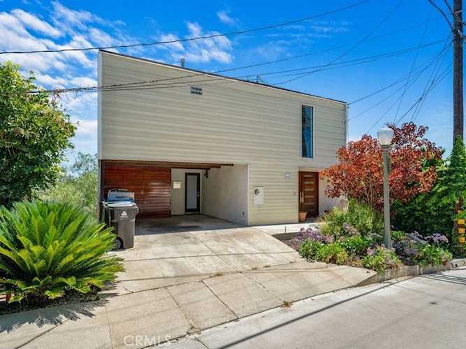 2372 Lyric Ave Los Angeles, CA 90027