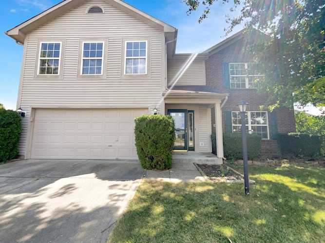 6603 Crossbridge Dr Noblesville, IN 46062