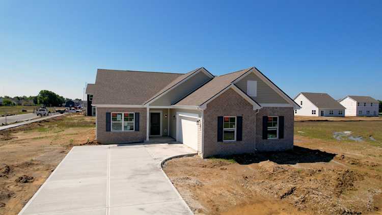 1417 Cecil Ln Franklin, IN 46131
