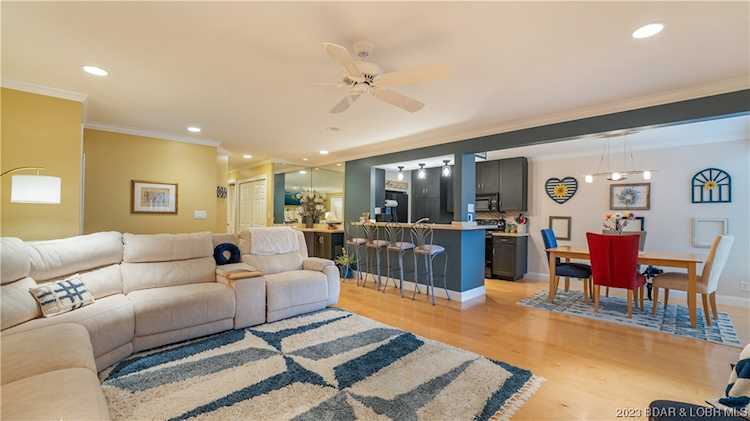 1394 Pelham Parkway Osage Beach, MO 65065