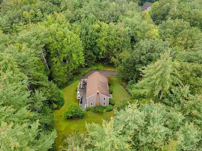 39 Meadow Rd Newfields, NH 03856