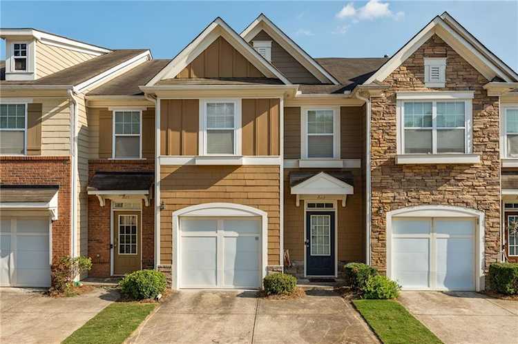 2013 Lakeshore Overlook Circle NW Kennesaw, GA 30152