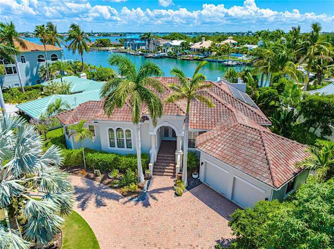 426 Cleveland Dr Sarasota, FL 34236