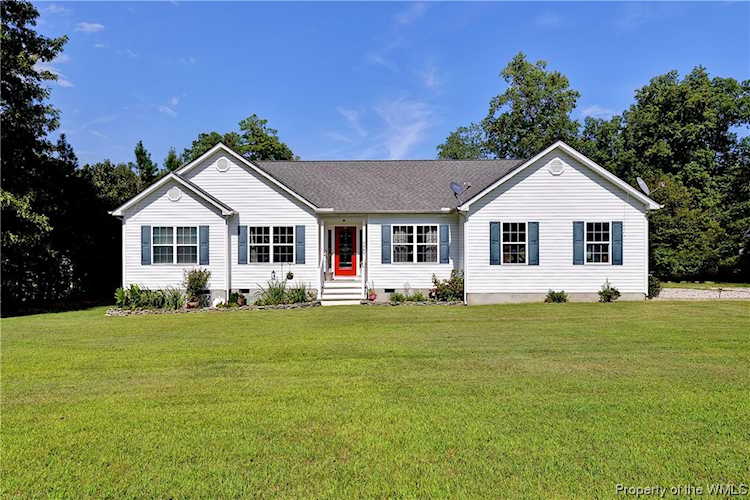3489 Holly Fork Rd Barhamsville, VA 23011